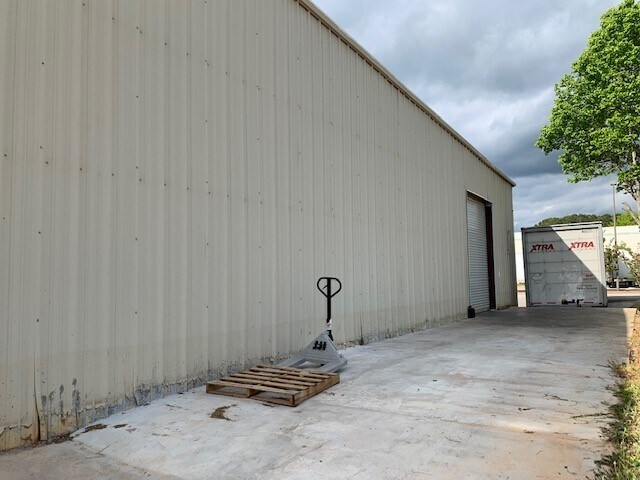 More Photos Of 2312 Centennial Cir, Gainesville Warehouse For Sale
