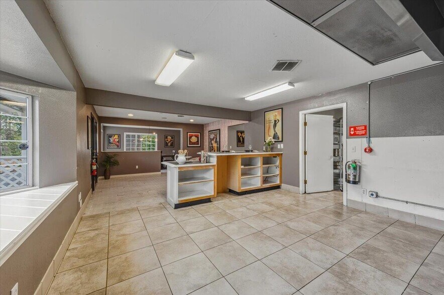 More Photos Of 11859 Tammy Way, Grass Valley Office For Sale