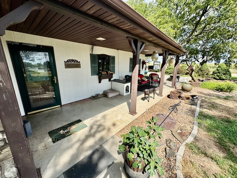 More Photos Of 505 Meridian Rd, Miltonvale Hospitality For Sale