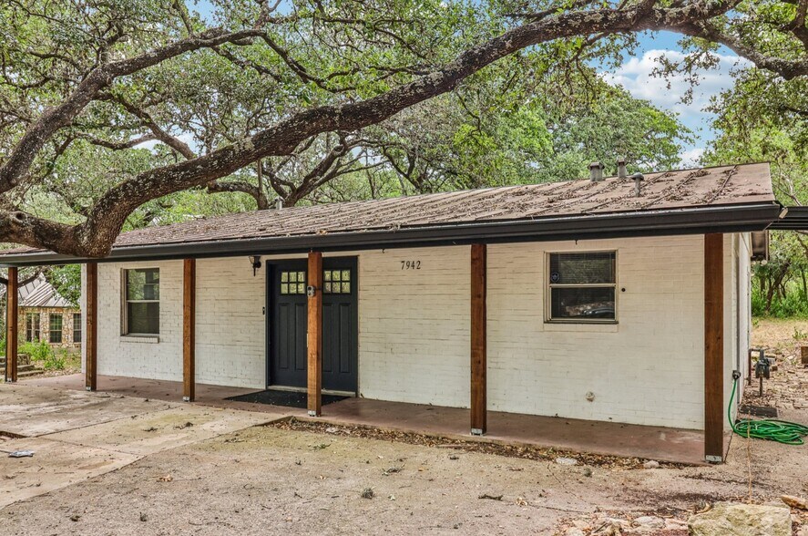 More Photos Of 7735 Mocking Bird Ln, San Antonio Lodge Meeting Hall For Sale