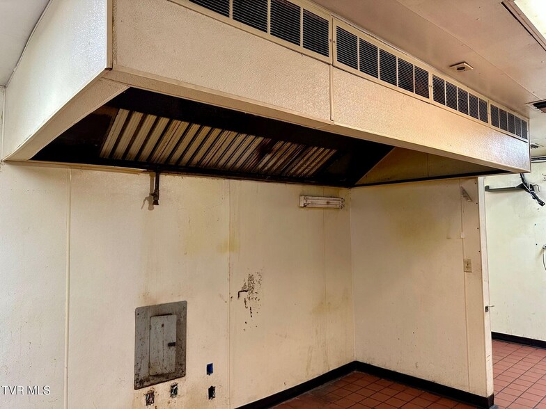 More Photos Of 920 E 5th St N, Big Stone Gap Restaurant For Sale