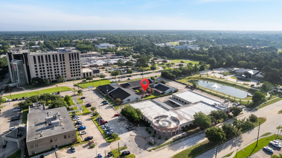 More Photos Of 13414 Medical Complex Dr, Tomball Medical For Sale