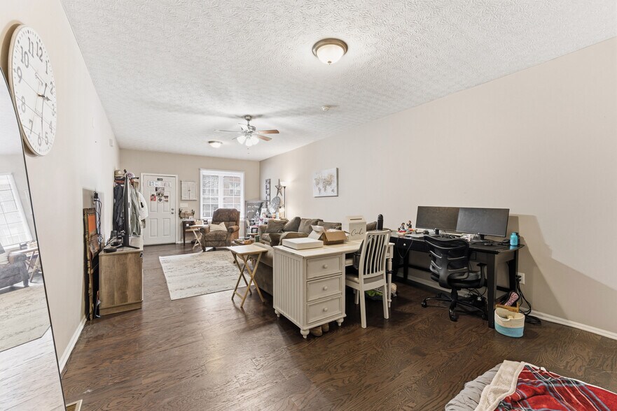 More Photos Of 526 W 1st Ave, Columbus Multifamily For Sale