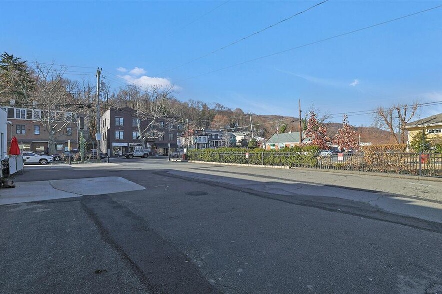 More Photos Of 505 Piermont Ave, Piermont Restaurant For Sale