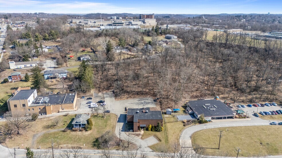 More Photos Of 2640 Pitcairn Rd, Monroeville Medical For Sale