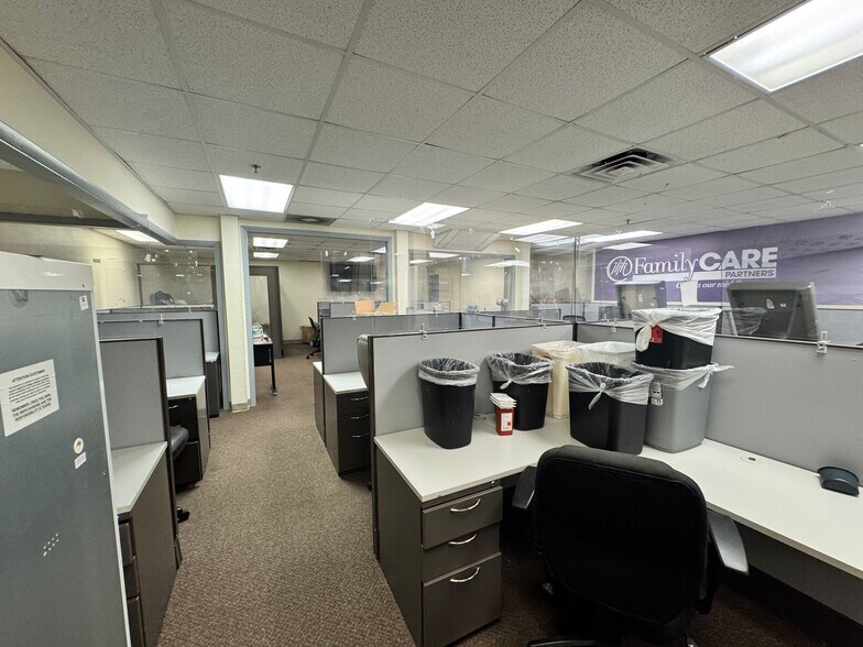 More Photos Of 1215 Dunn Ave, Jacksonville Medical For Lease