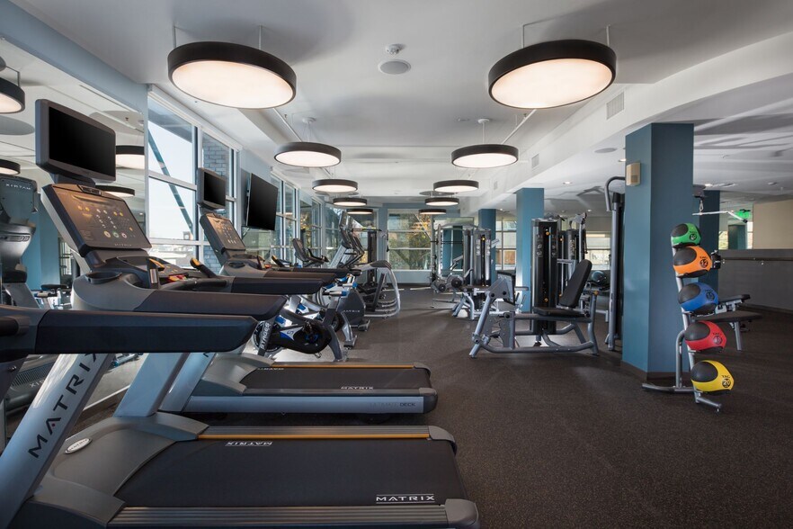 More Photos Of 1500 N California Blvd, Walnut Creek Apartments For Lease
