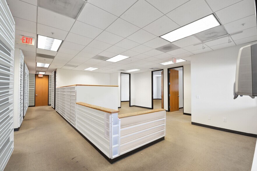 More Photos Of 5018 Chesebro Rd, Agoura Hills Medical For Sale