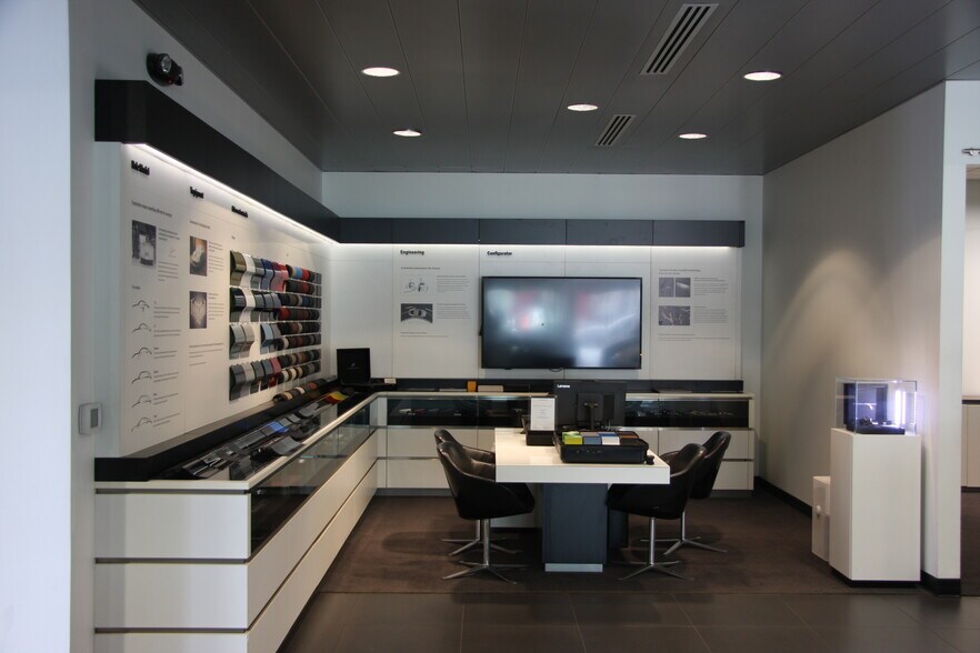 More Photos Of 1045 S State St, Salt Lake City Auto Dealership For Lease