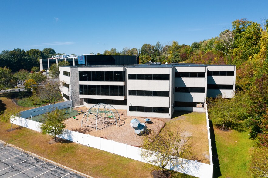 More Photos Of 9 Branch St, Methuen Office For Sale