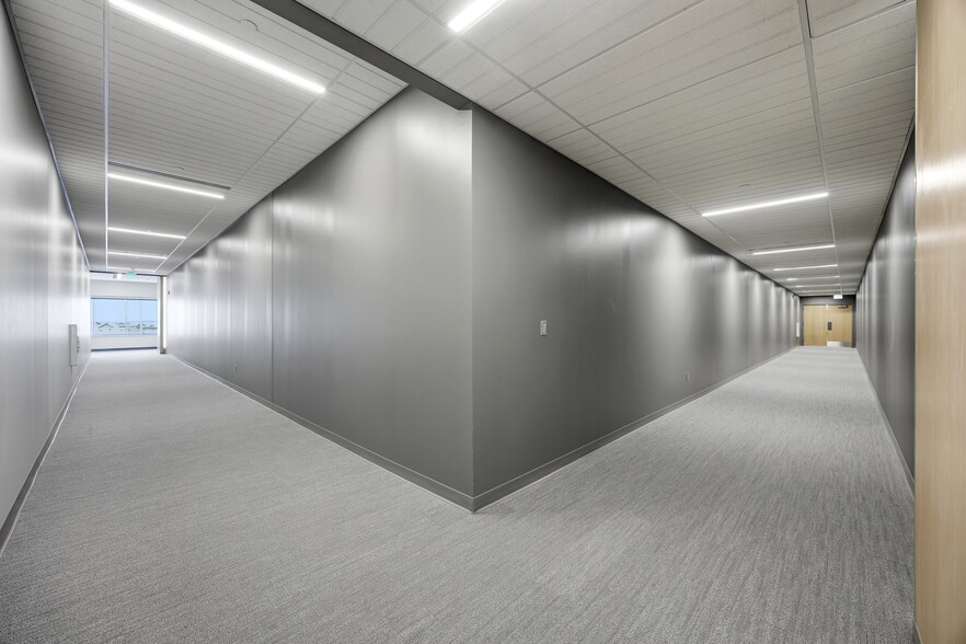 More Photos Of 350 23rd Ave E, West Fargo Healthcare For Lease