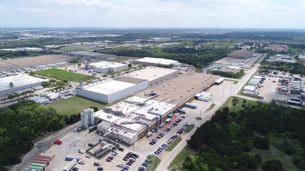 More Photos Of 3638-4000 Dan Morton Dr, Dallas Food Processing For Lease