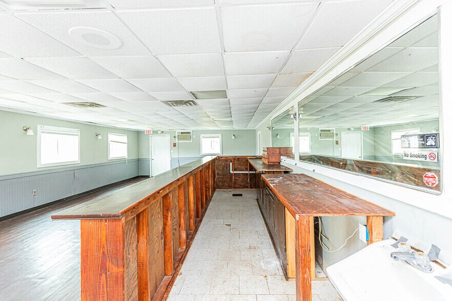 More Photos Of 19379 Beaver Dam Rd, Beaverdam Restaurant For Sale