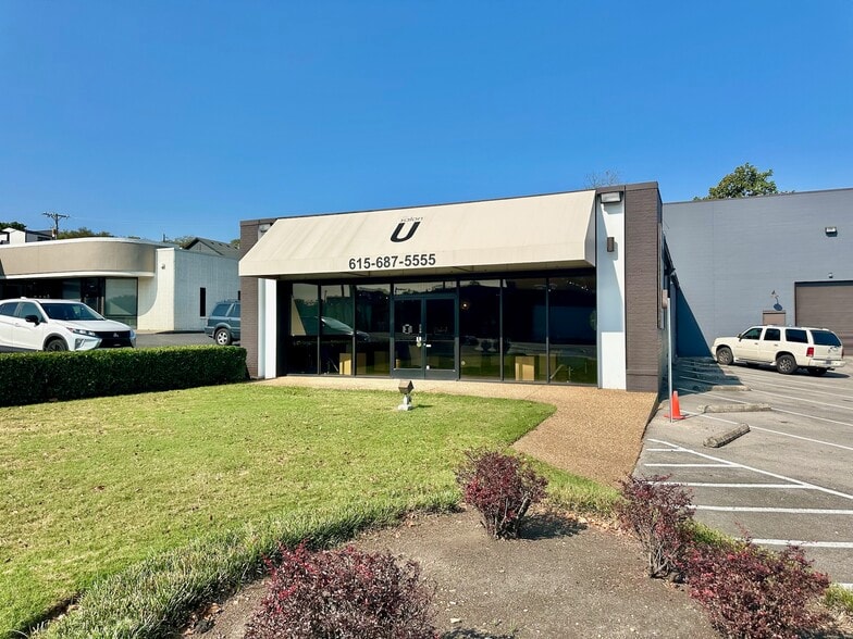 More Photos Of 909 8th Ave S, Nashville Office For Lease
