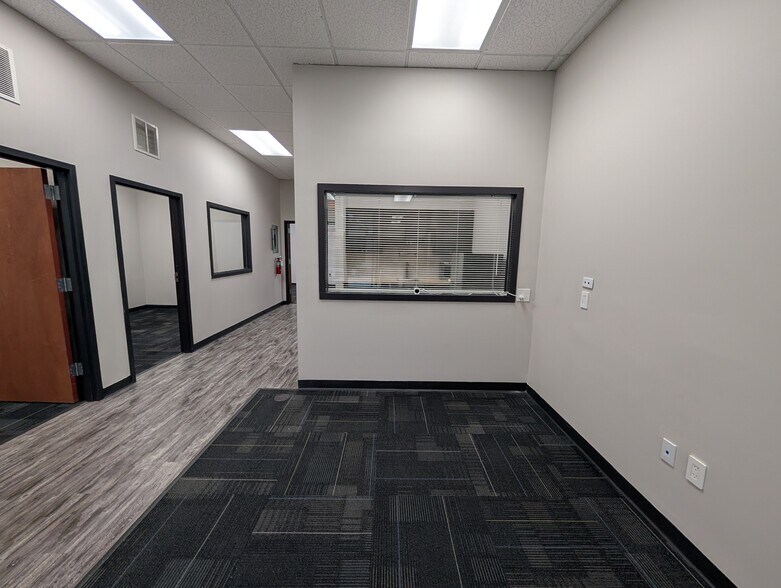 More Photos Of 12276 San Jose Blvd, Jacksonville Medical For Lease