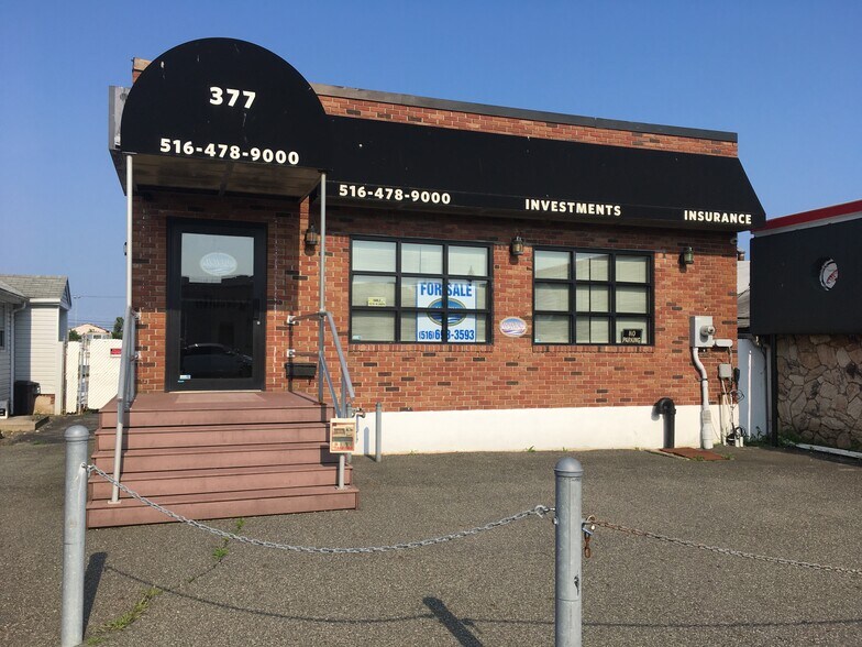 More Photos Of 377 Woodcleft Ave, Freeport Storefront Retail Residential For Sale