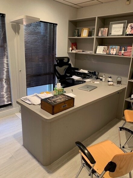 More Photos Of 3345 Burns Rd, Palm Beach Gardens Medical For Sale