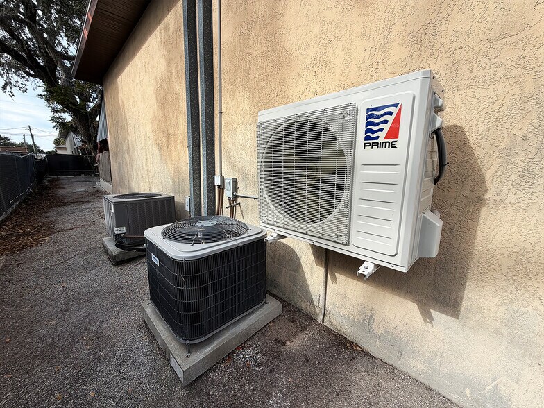 More Photos Of 6028 Pine Hill Rd, Port Richey Freestanding For Sale