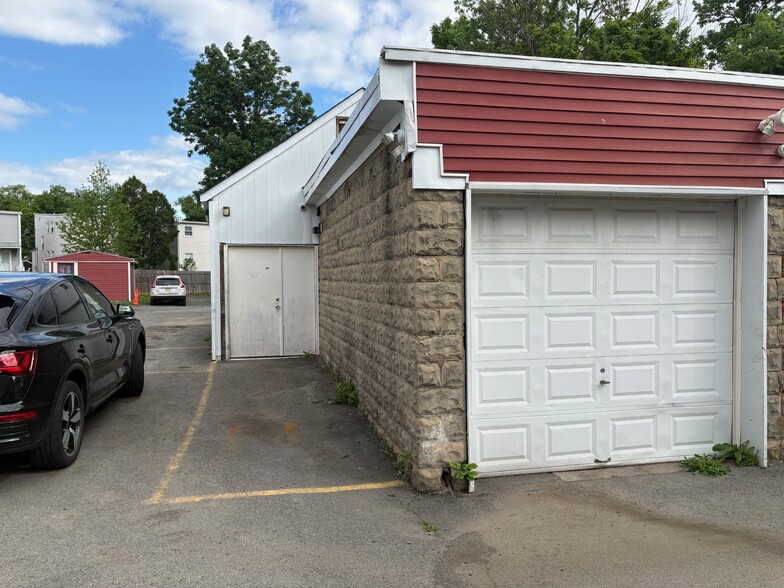 More Photos Of 34 North Ave, Garwood Freestanding For Lease