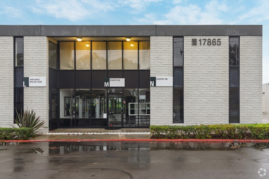 More Photos Of 17865 Sky Park Cir, Irvine Light Manufacturing For Lease