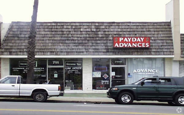More Photos Of 709-711 Mission Ave, Oceanside Storefront For Lease