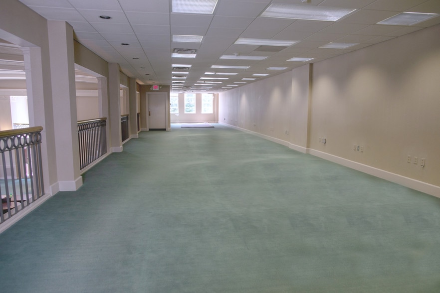 More Photos Of 39 2nd St NW, Hickory Office For Sale