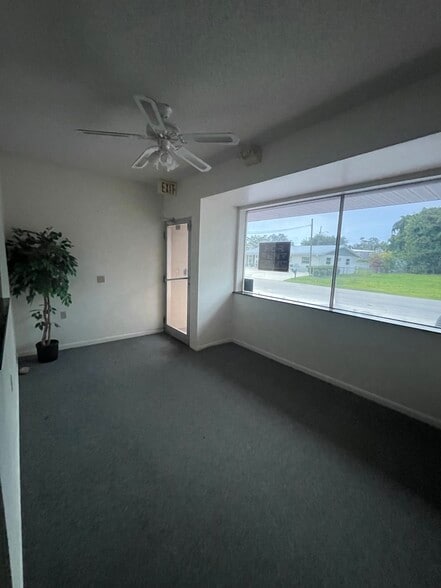 More Photos Of 5516 SE 113th St, Belleview Office For Lease