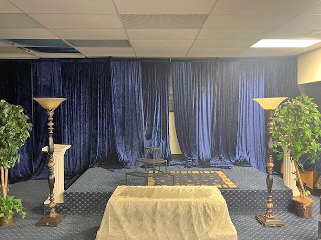 More Photos Of 22401 Grand River Ave, Detroit Funeral Home For Sale
