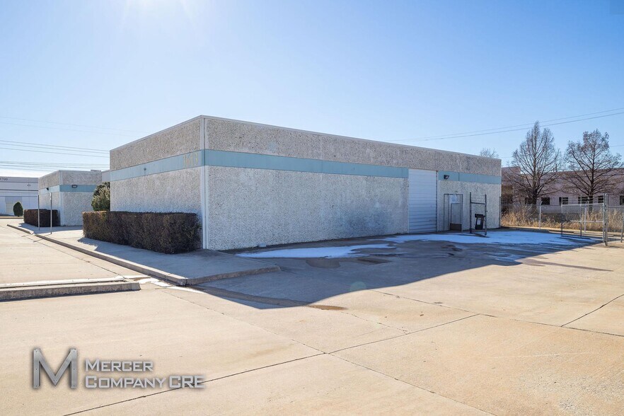 More Photos Of 3613-3621 S Moulton Dr, Oklahoma City Service For Lease