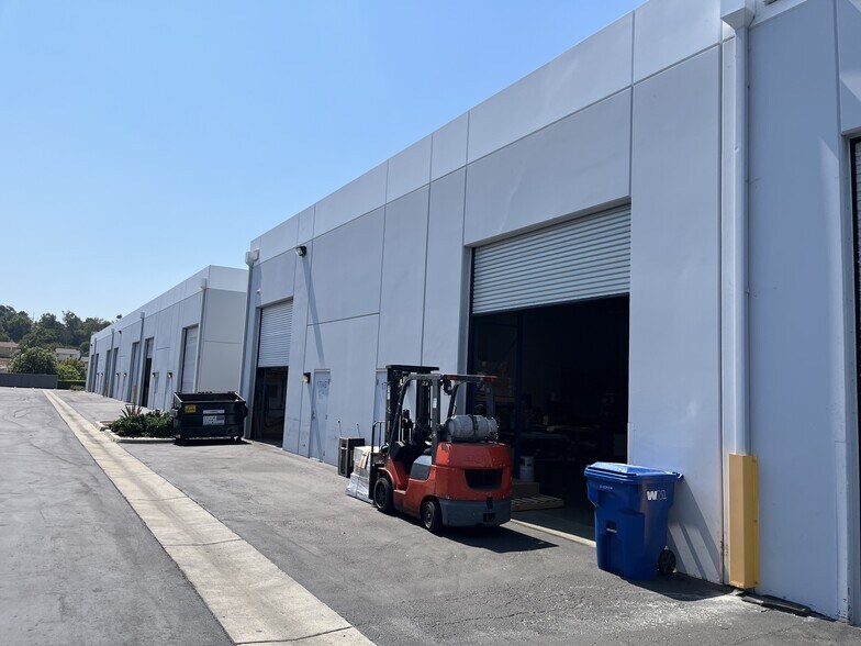 More Photos Of 1694-1704 Ord Way, Oceanside Warehouse For Sale