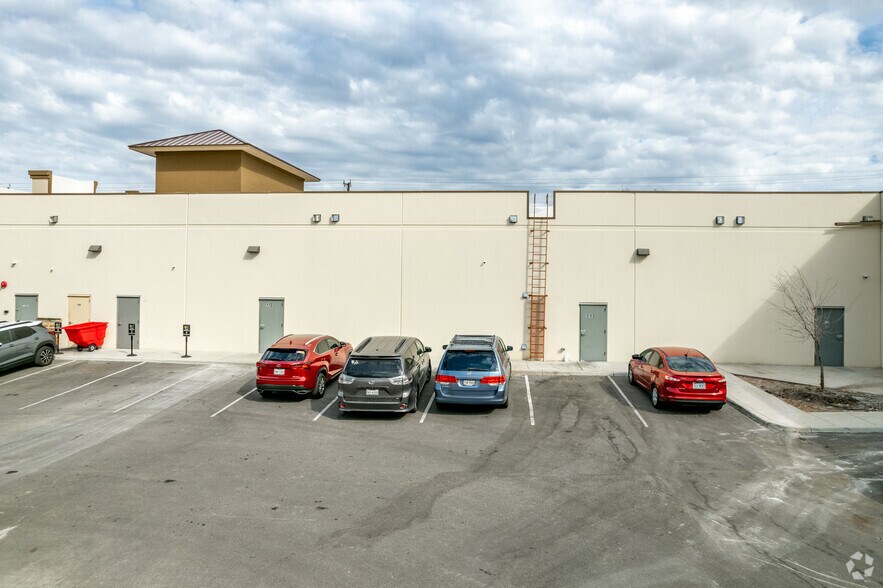 More Photos Of 11310 Culebra Rd, San Antonio General Retail For Lease