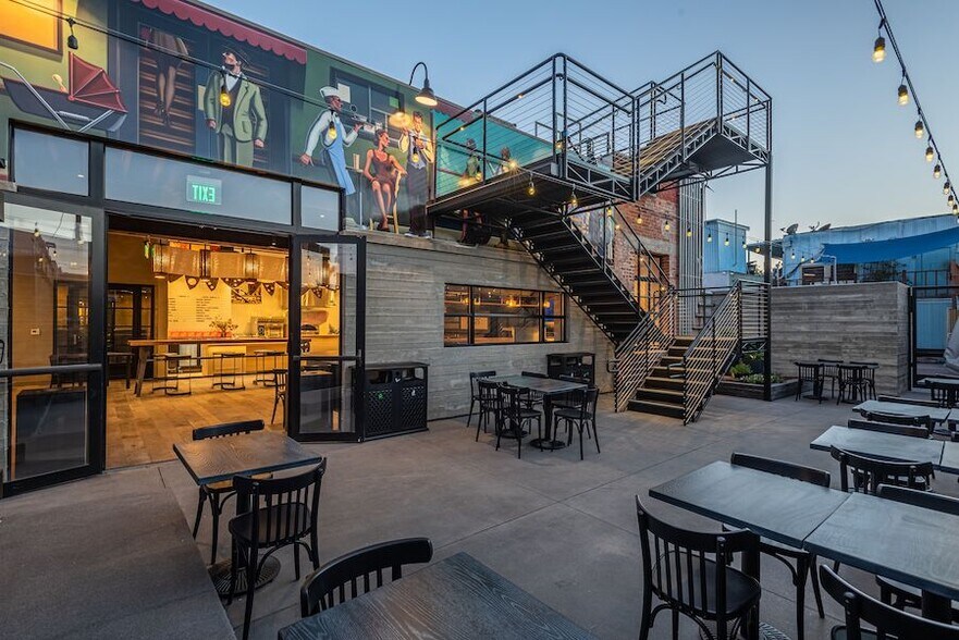 Primary Photo Of 9355 Culver Blvd, Culver City Restaurant For Lease