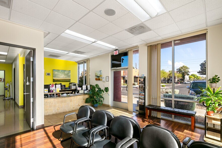 More Photos Of 7170 Smoke Ranch Rd, Las Vegas Office For Lease