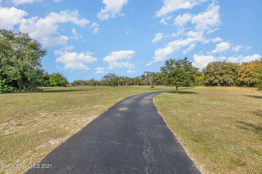 More Photos Of 3751 N Highway 1, Cocoa Cemetery Mausoleum For Sale