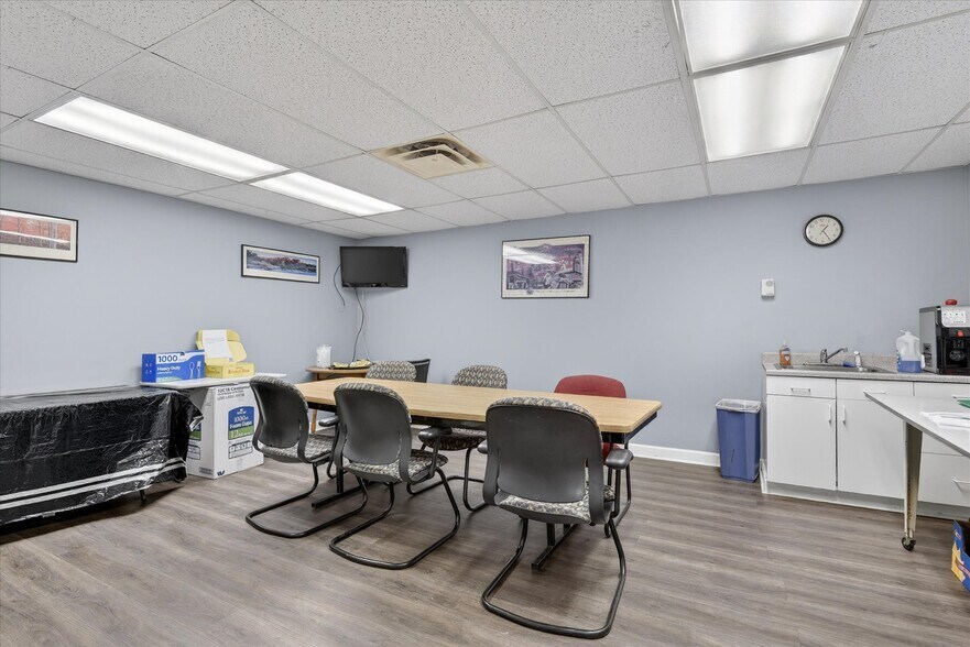 More Photos Of 4891 Van Epps Rd, Brooklyn Heights Warehouse For Sale