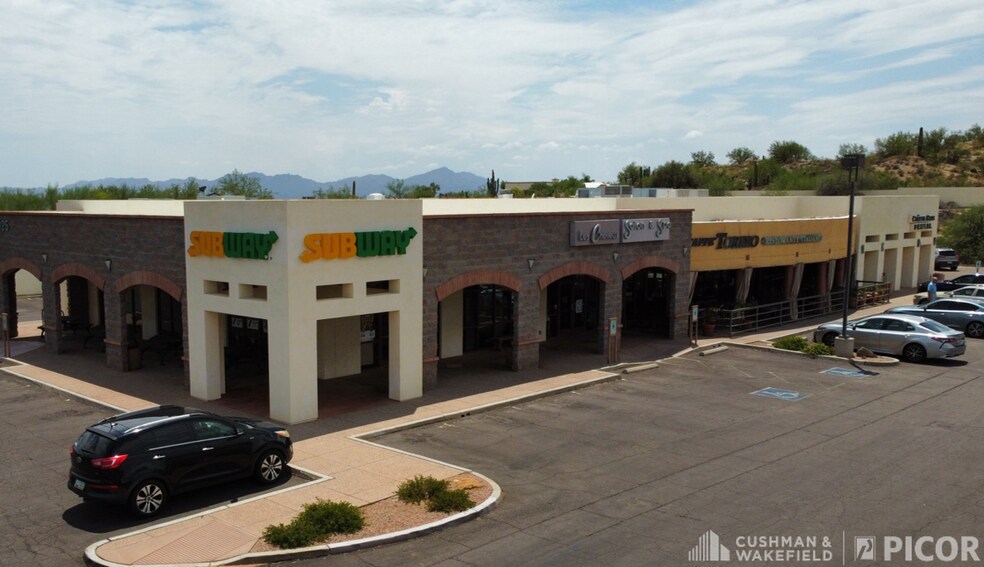 More Photos Of 10355 N La Canada Dr, Tucson Storefront For Lease