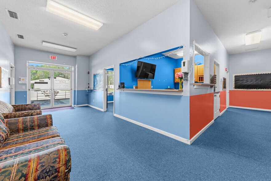 More Photos Of 480 Henrietta St, Kingsland Flex For Sale