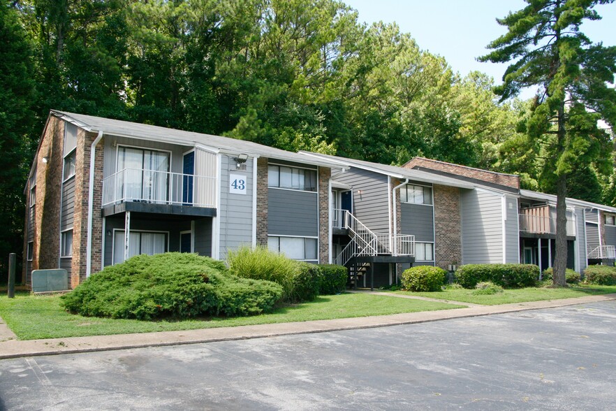 Primary Photo Of 2135 Godby Rd, College Park Apartments For Sale