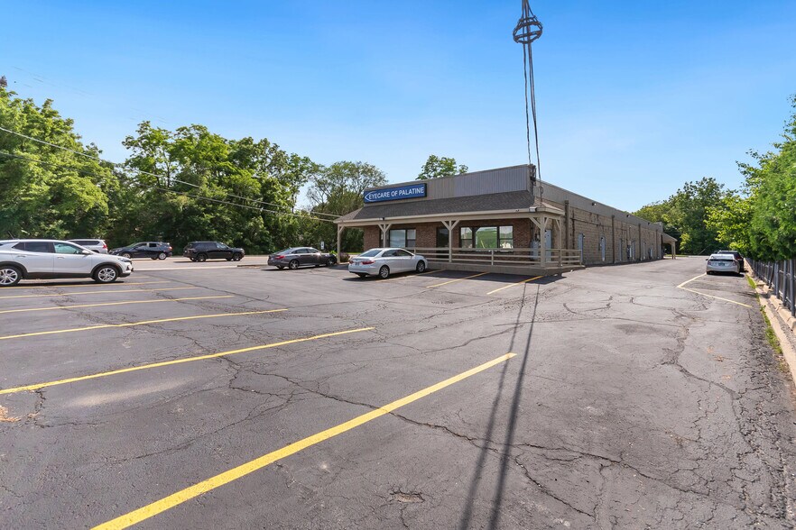 More Photos Of 4880 W Euclid Ave, Palatine General Retail For Sale
