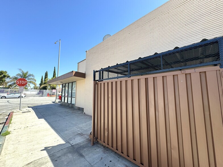 More Photos Of 1941 Atlantic Ave, Long Beach Convenience Store For Sale