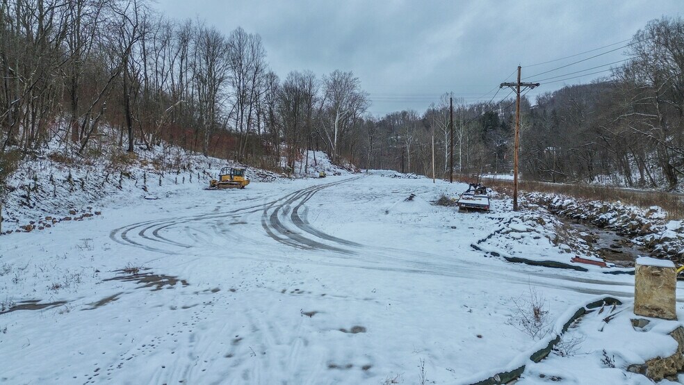 More Photos Of TBD Blue Horizon Dr, Morgantown Land For Lease