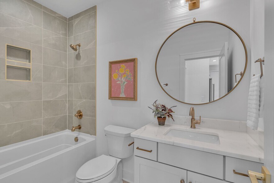 More Photos Of 824 Watts Ln, Nashville Apartments For Sale