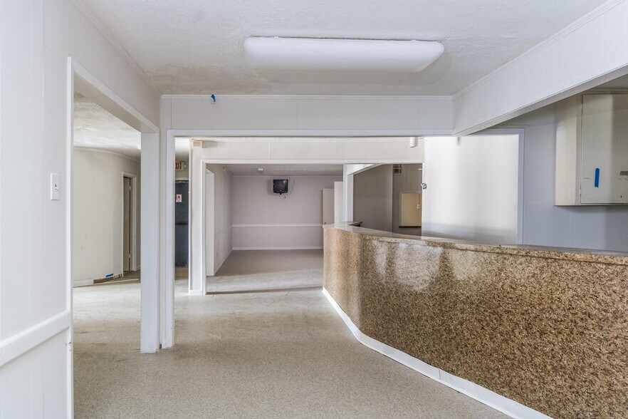 More Photos Of 1907 Southmore Ave, Pasadena Medical For Sale