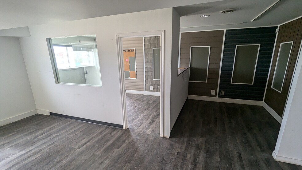 More Photos Of 86 Wheatfield Rd, Rosser Warehouse For Lease