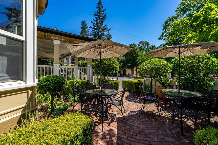 More Photos Of 1139 Lincoln Ave, Calistoga Hospitality For Sale
