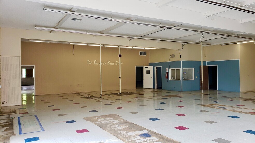 More Photos Of 28722-28728 Mission Blvd, Hayward Freestanding For Lease