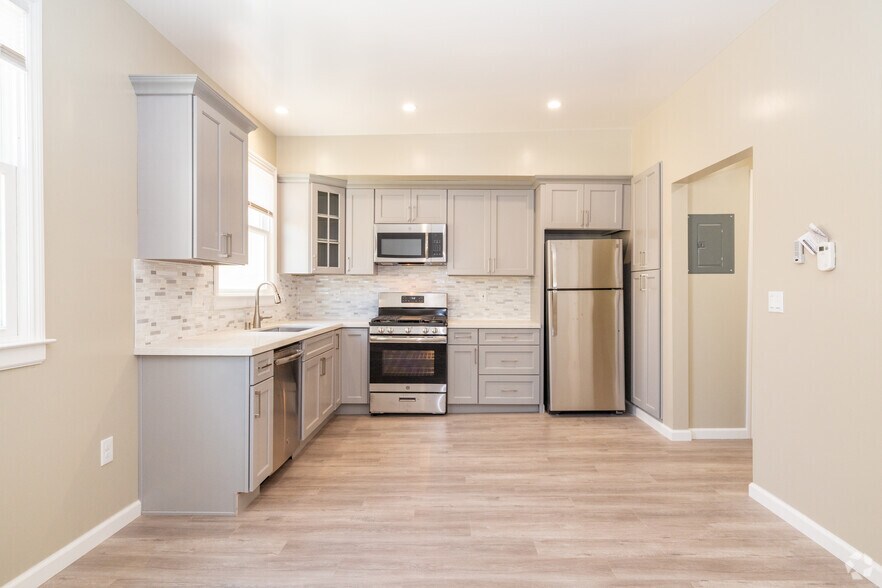 More Photos Of 1618-1632 Mason St, San Francisco Apartments For Sale