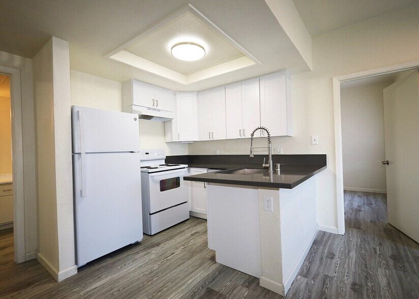 More Photos Of 6500 47th St, Sacramento Apartments For Sale