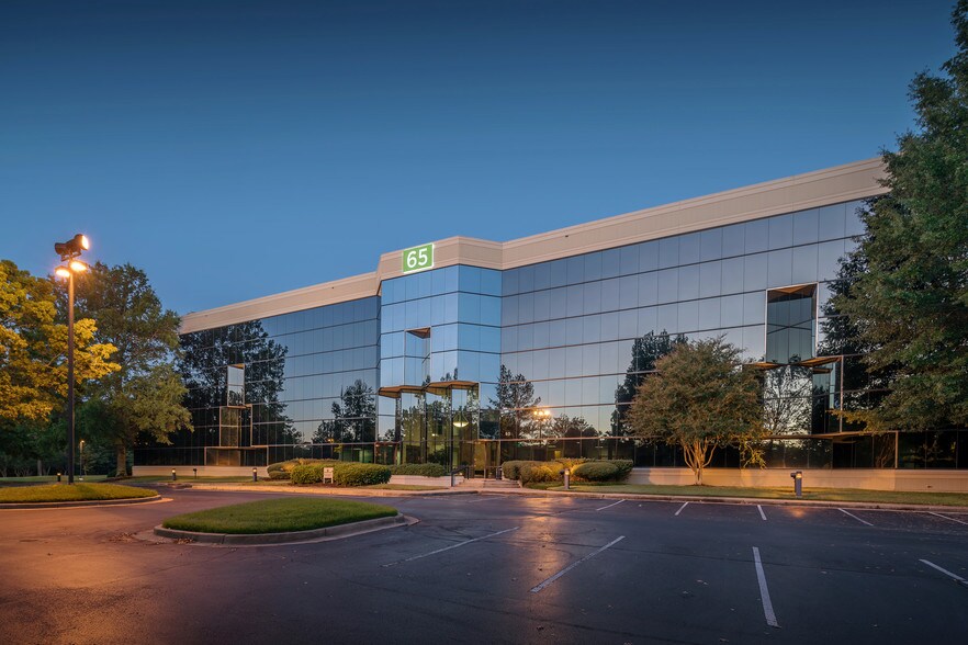 More Photos Of 65 Germantown Ct, Memphis Office For Lease