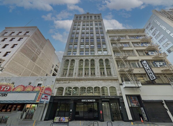 More Photos Of 814-818 S Broadway, Los Angeles Loft Creative Space For Lease